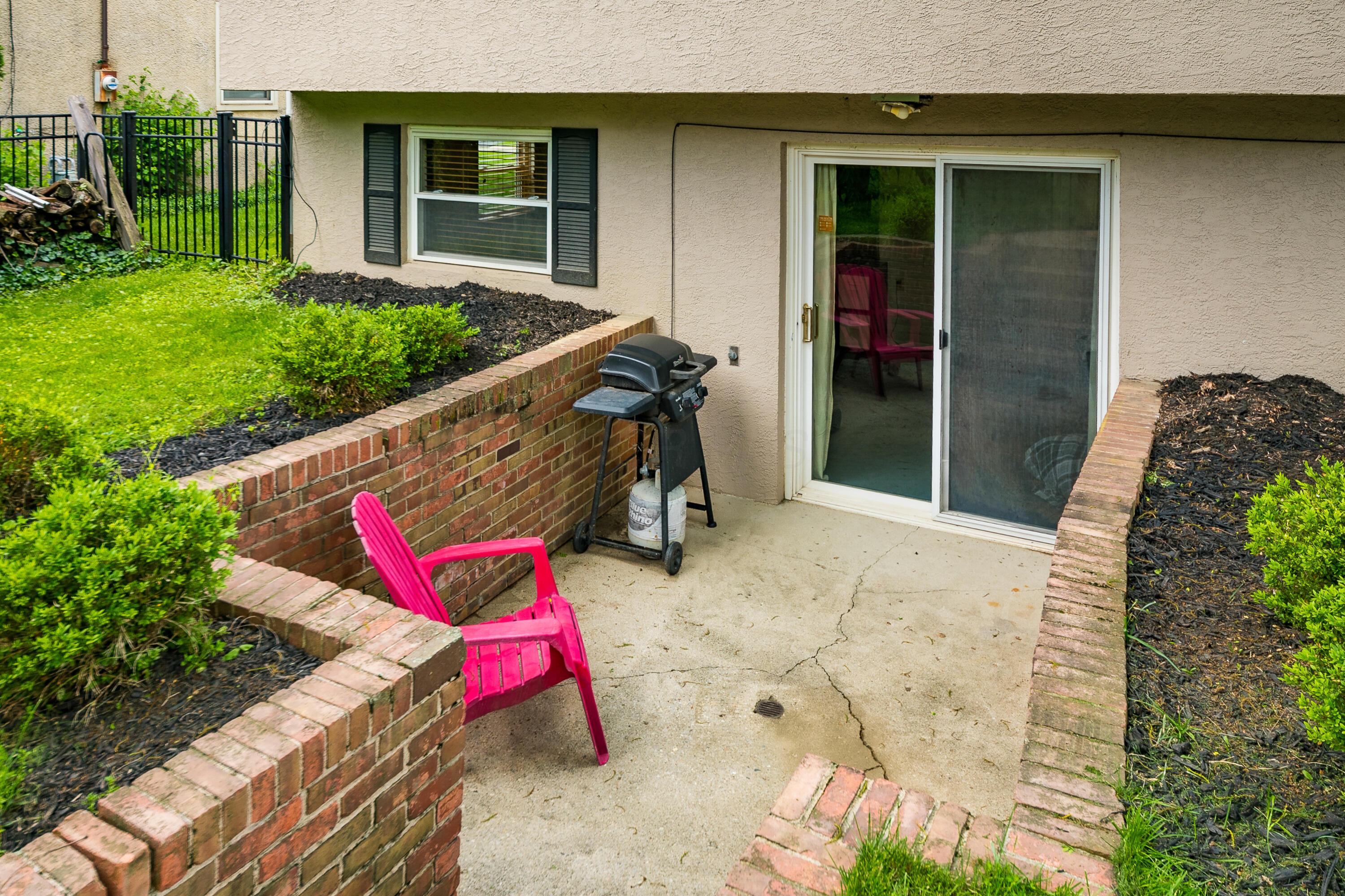 2175 Ridgeview Road Columbus, OH 43221 - Photo 34 of 36 L_2175_Ridgeview009