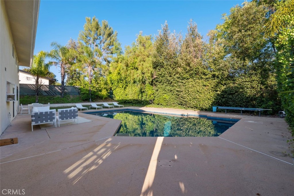 22534 Liberty Bell Road Calabasas, CA 91302 - Photo 34 of 41