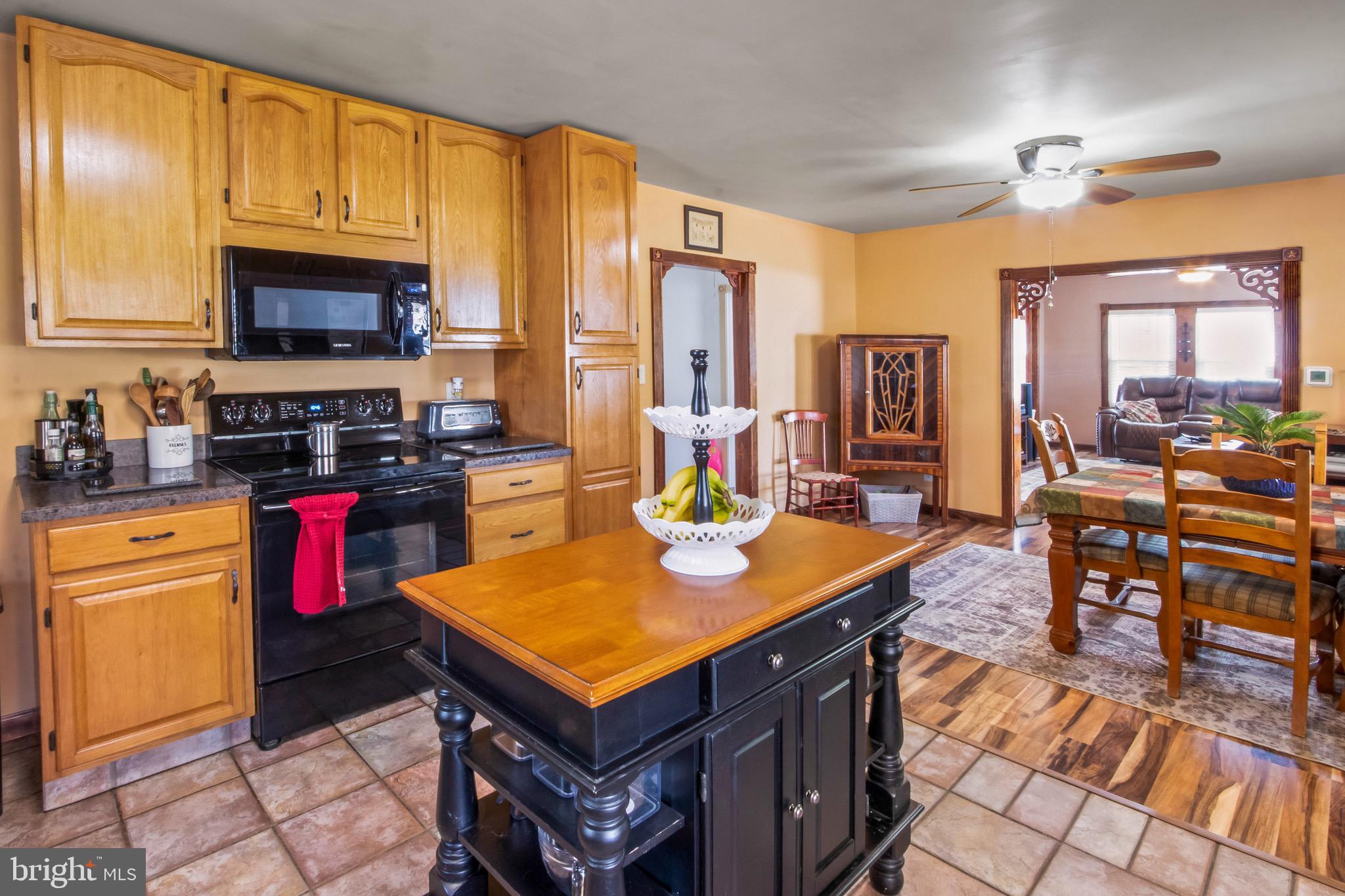 10 South Hook Road Pennsville, NJ 08070 - Photo 11 of 40