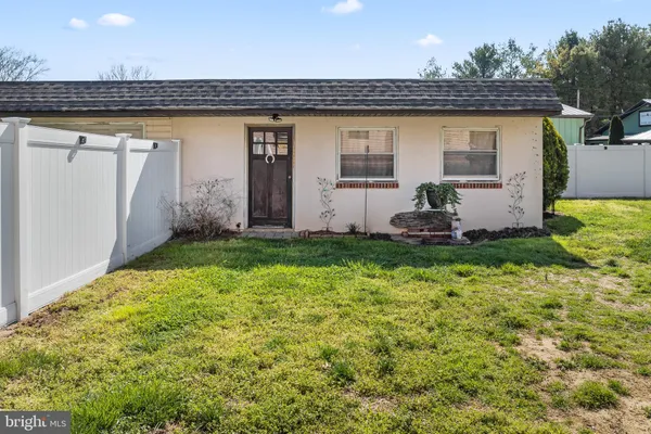 $200,000 | 10 South Hook Road, Pennsville, NJ 08070