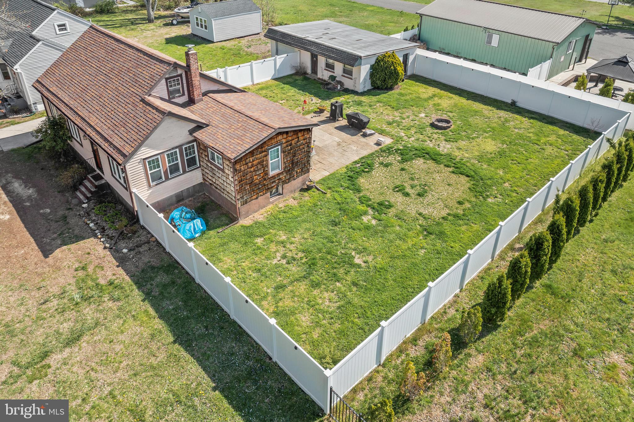 10 South Hook Road Pennsville, NJ 08070 - Photo 36 of 40