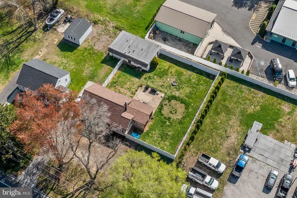 $200,000 | 10 South Hook Road, Pennsville, NJ 08070