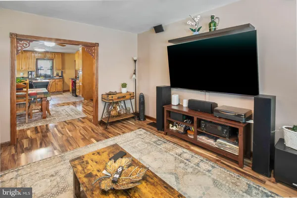 $200,000 | 10 South Hook Road, Pennsville, NJ 08070