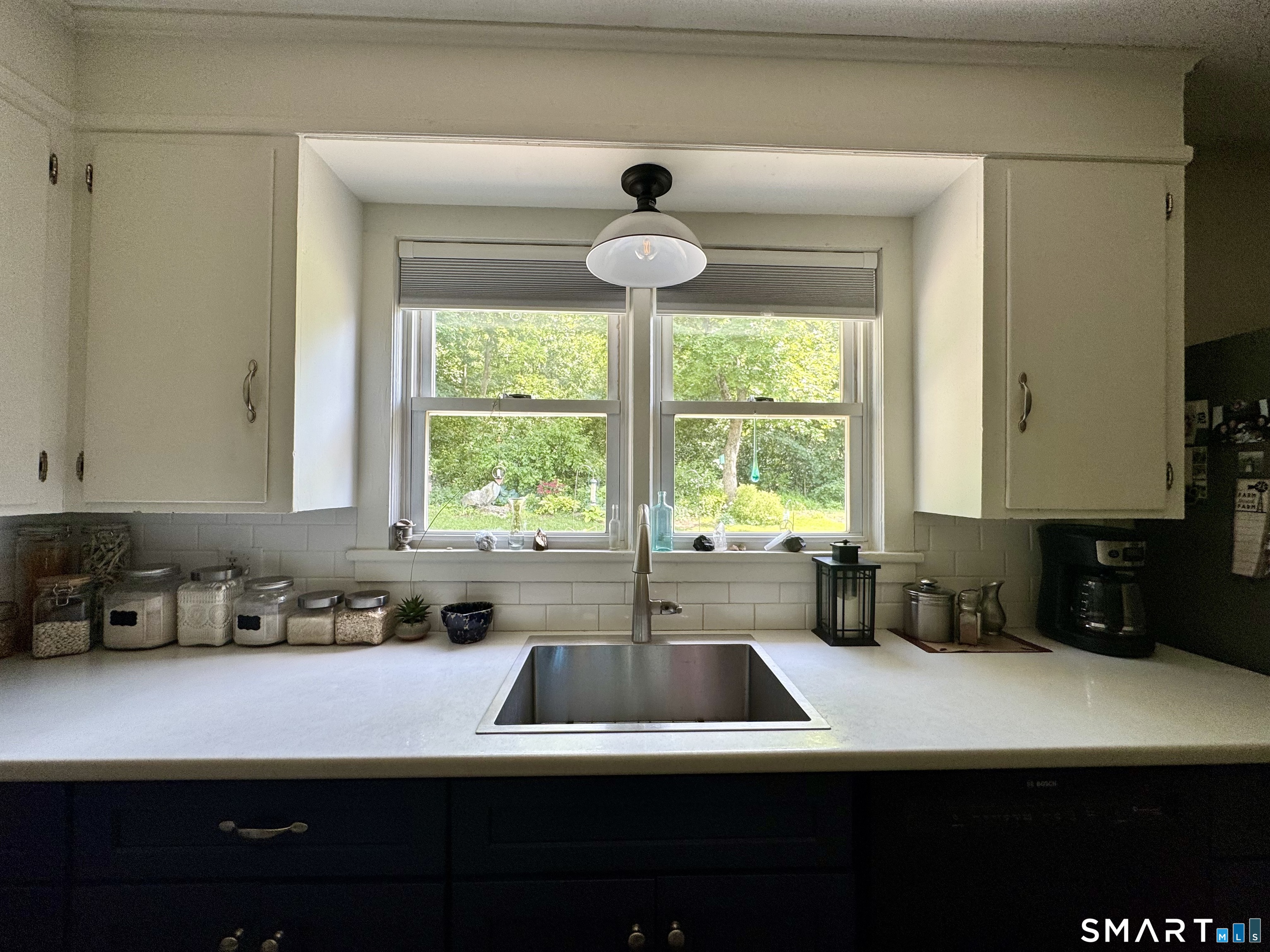 113 Hawkins Street Killingly, CT 06239 - Photo 4 of 31