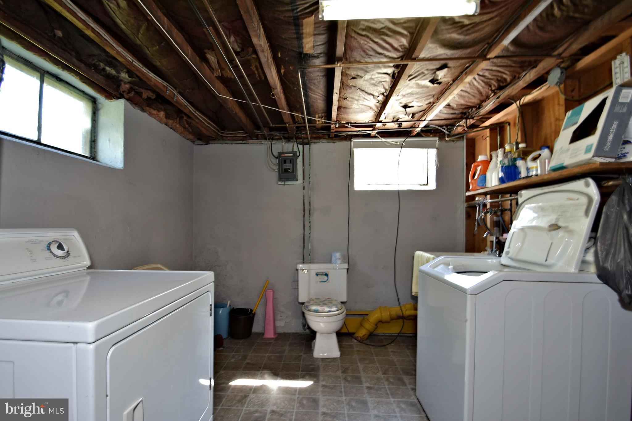 632 Gallen Road Horsham, PA 19044 - Photo 16 of 20 Basement laundry
