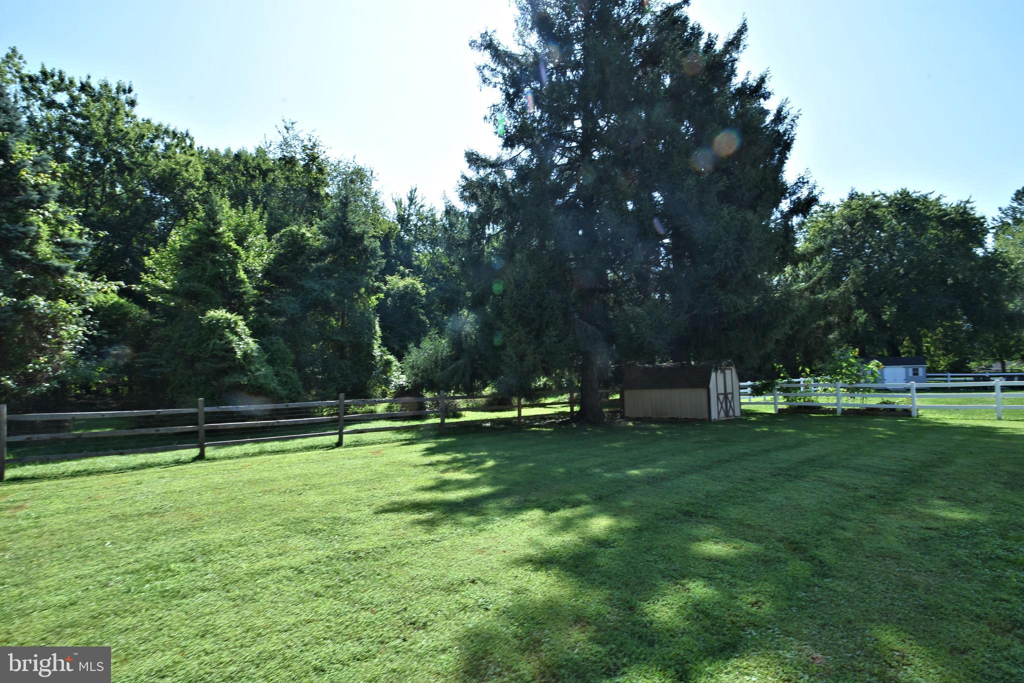 632 Gallen Road Horsham, PA 19044 - Photo 20 of 20 Beautiful back yard!