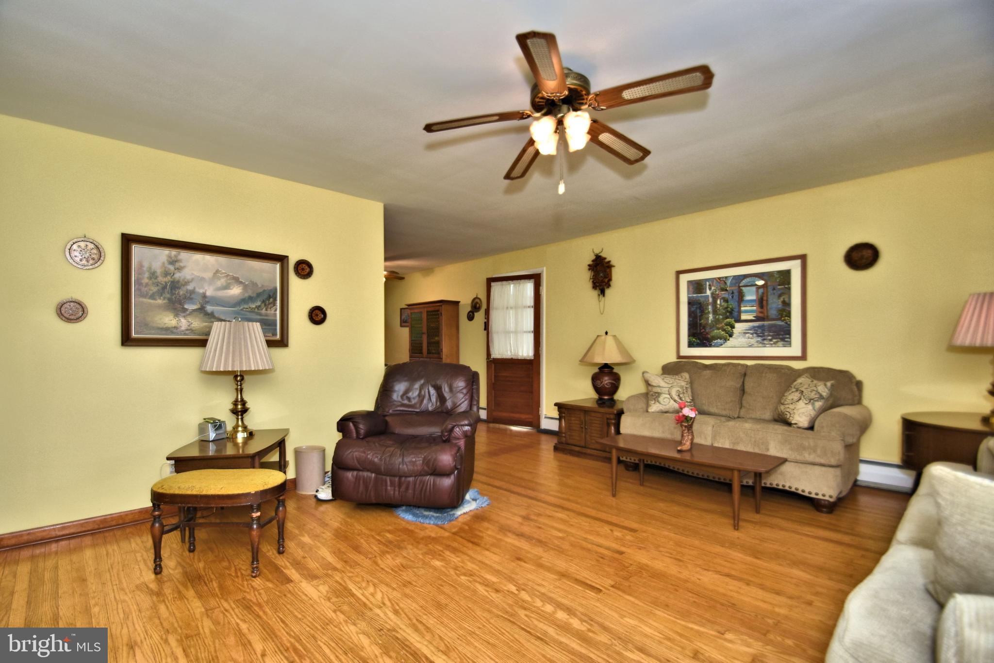 632 Gallen Road Horsham, PA 19044 - Photo 4 of 20 Gallery Image 4