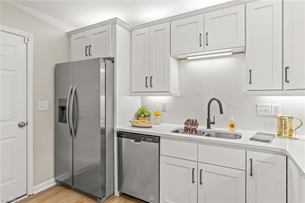 115 Castleton Drive Thomasville, NC 27360 - Photo 16 of 41