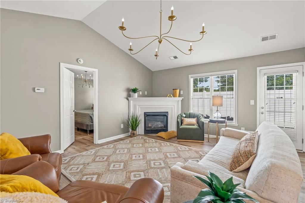 115 Castleton Drive Thomasville, NC 27360 - Photo 10 of 41