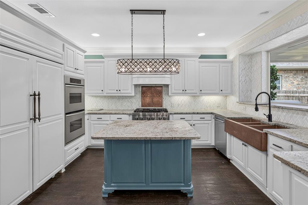 2204 Castle View Road Mansfield, TX 76063 - Photo 11 of 40 Gallery Image 11