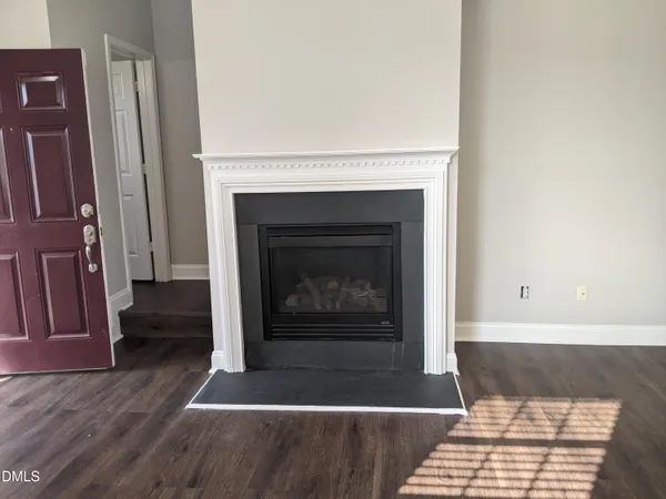 $1,975 | Undisclosed Address, Raleigh, NC 27610