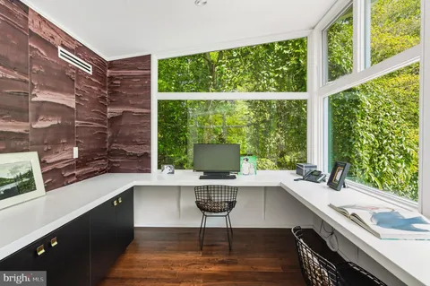 $2,300,000 | 7201 Broxburn Drive, Bethesda, MD 20817