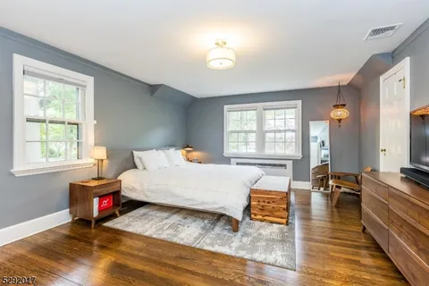 $8,000 | 14 South Crescent, Maplewood, NJ 07040
