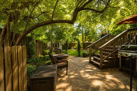 $1,195,000 | 15 East Walnut Street, Alexandria, VA 22301