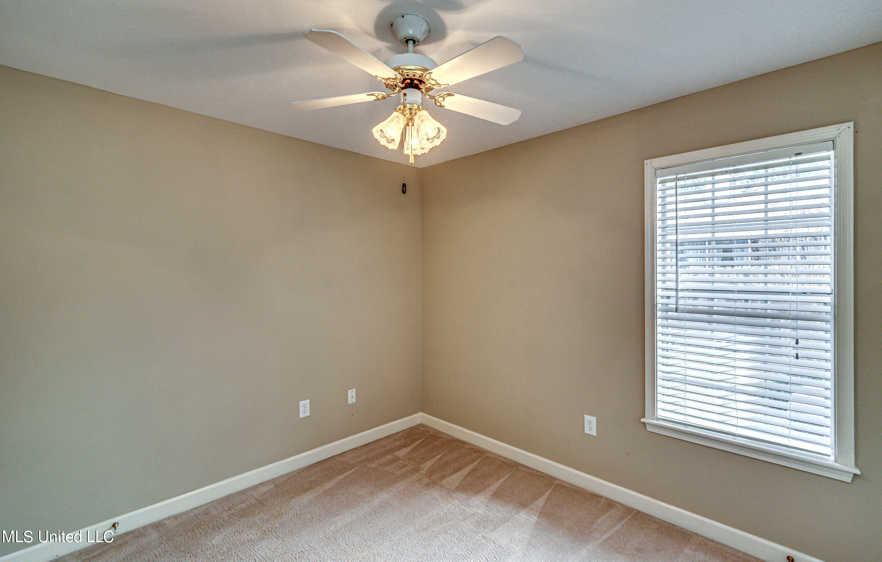 42 Lamplighter Road Pearl, MS 39208 - Photo 29 of 41 42 Lamplighter Road-27