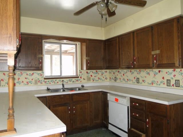 1360 West Rathbun Road Burt, MI 48417 - Photo 4 of 13 Kitchen