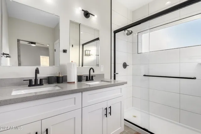 $4,500 | 1908 West Lawrence Road, Unit 2, Phoenix, AZ 85021