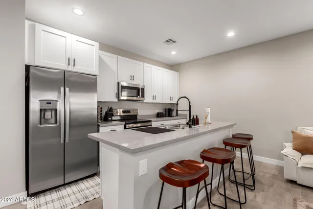 $4,500 | 1908 West Lawrence Road, Unit 2, Phoenix, AZ 85021