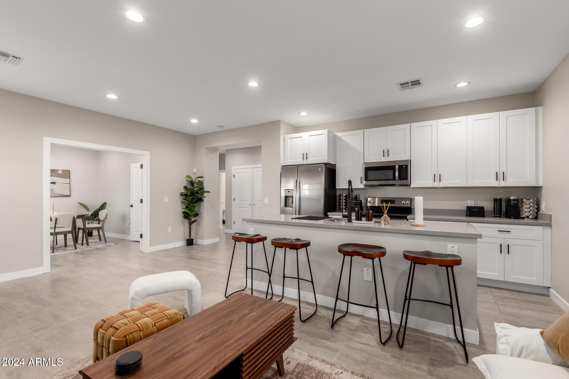 1908 West Lawrence Road, Unit 2 Phoenix, AZ 85021 - Photo 7 of 20 18-Lawrence