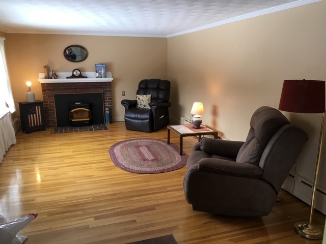 37 Nashua Road Pelham, NH 03076 - Photo 13 of 37