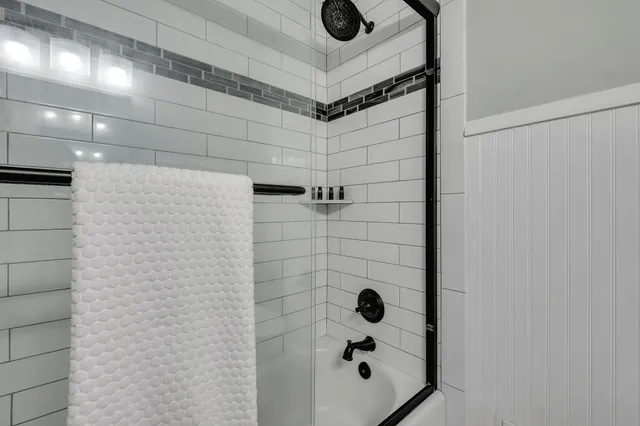 $399,900 | 212 Hoffman Drive, Tallahassee, FL 32312