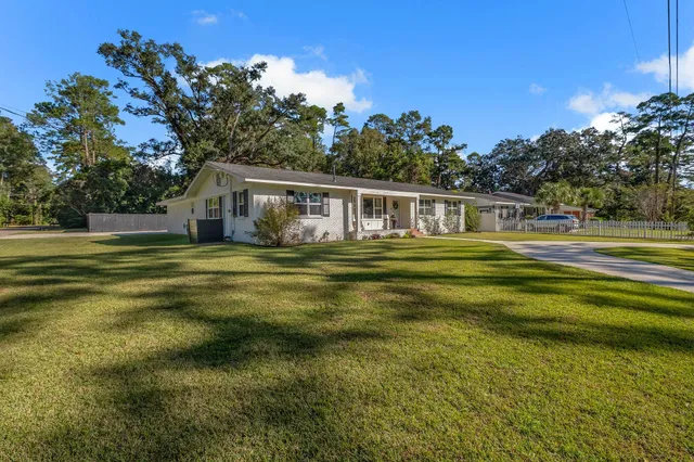 $399,900 | 212 Hoffman Drive, Tallahassee, FL 32312