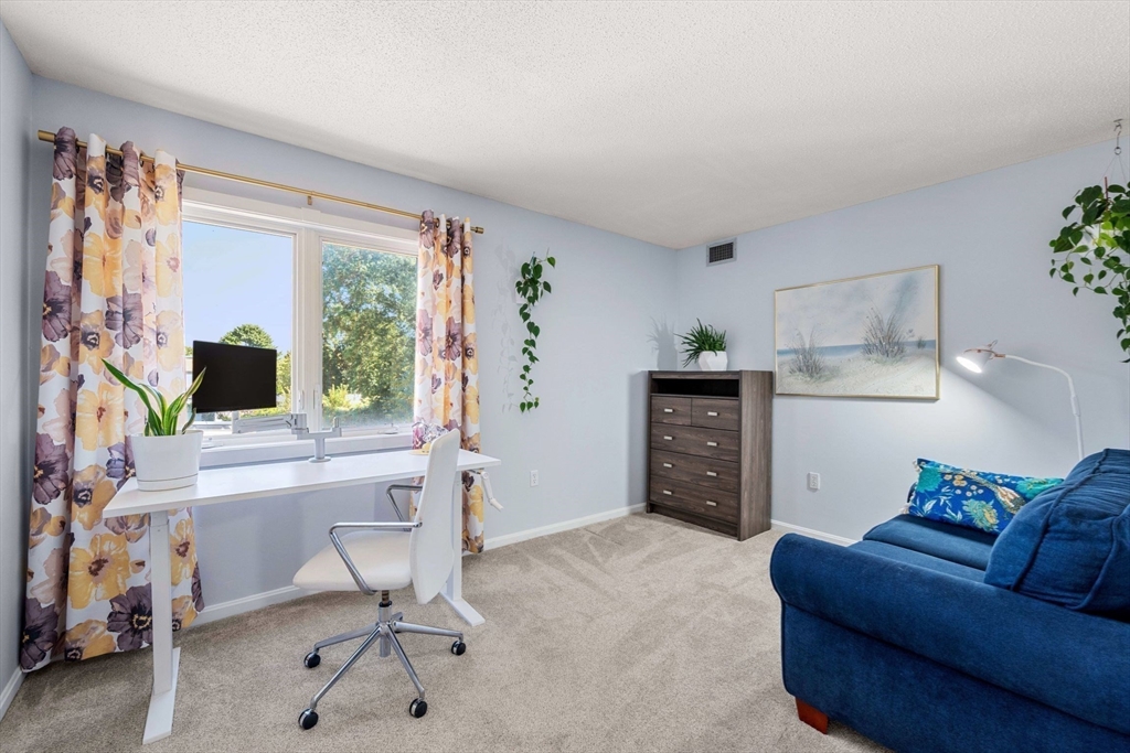 314 Riverside Avenue, Unit 305 Medford, MA 02155 - Photo 20 of 26