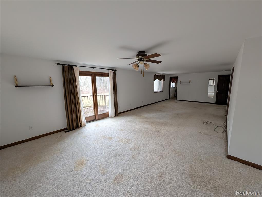 9345 Weber Road Columbus, MI 48063 - Photo 17 of 29