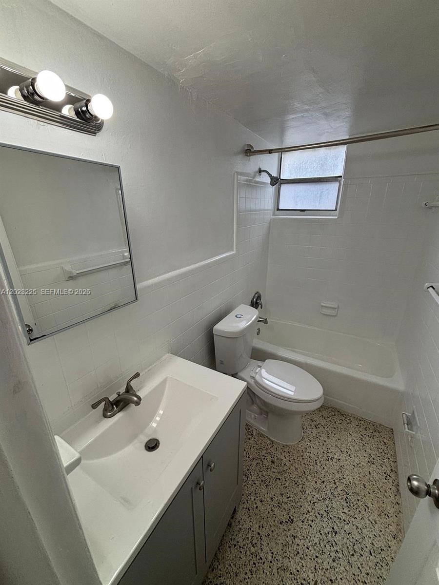 1047 Southwest 7th Street, Unit 6 Miami, FL 33130 - Photo 7 of 10