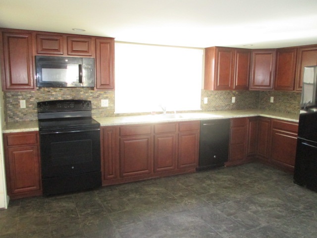 149 Langford Road Candia, NH 03034 - Photo 7 of 34