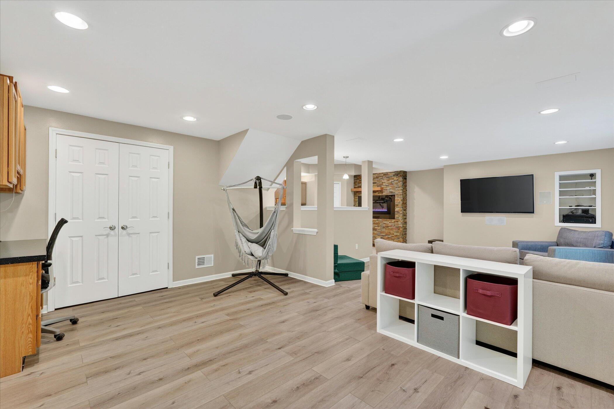 4022 Dun Rovin Court Commerce Township, MI 48382 - Photo 45 of 59 4022 Dun Rovin