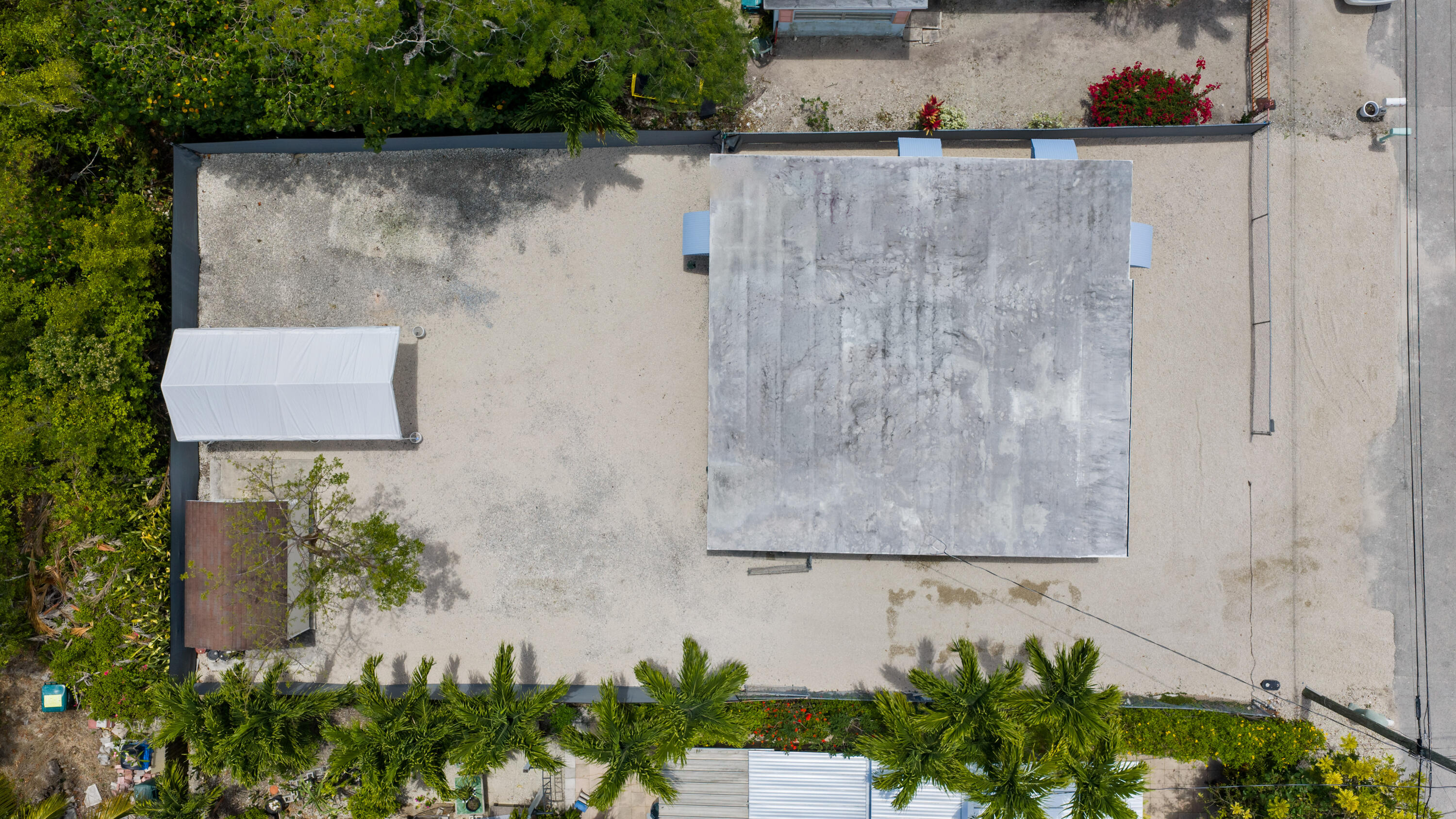 4 Tina Place Key Largo, FL 33037 - Photo 23 of 30 Spacious backyard!