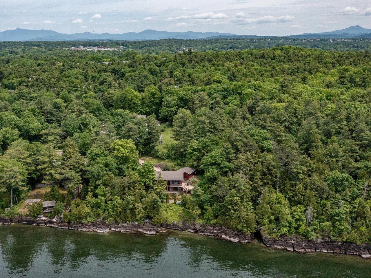 185 South Cove Road Burlington, VT 05401 - Photo 2 of 40 Gallery Image 2