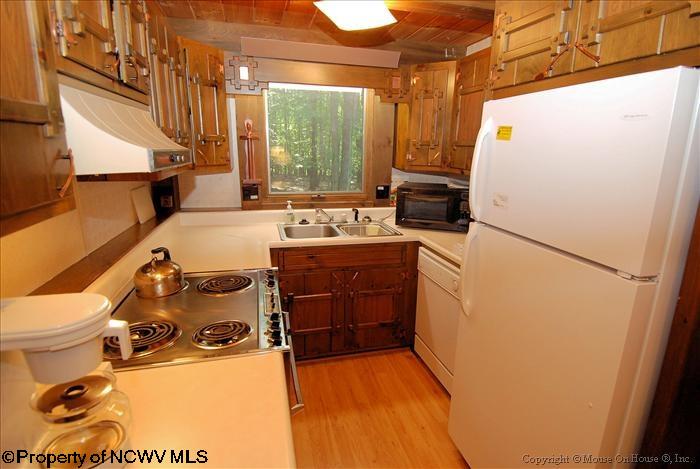 112 Balsam Way Davis, WV 26260 - Photo 7 of 19 Gallery Image 7