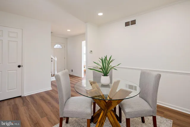 $479,900 | 74 Stratford Drive, Severna Park, MD 21146