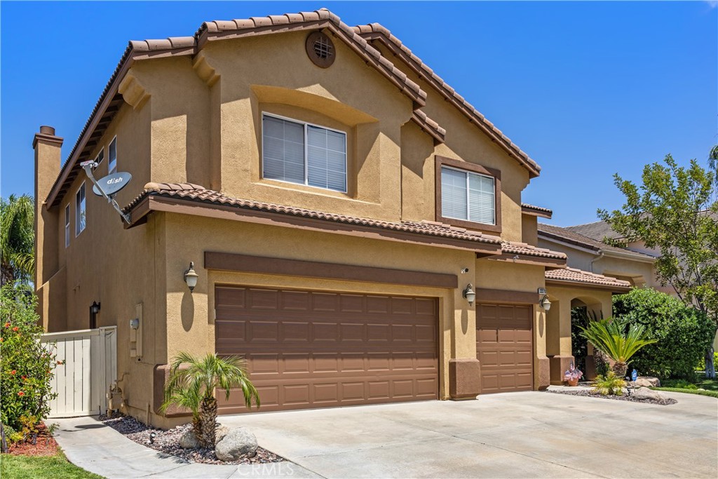 33370 Morning View Drive Temecula, CA 92592 - Photo 2 of 41 a front view of a house with a yard