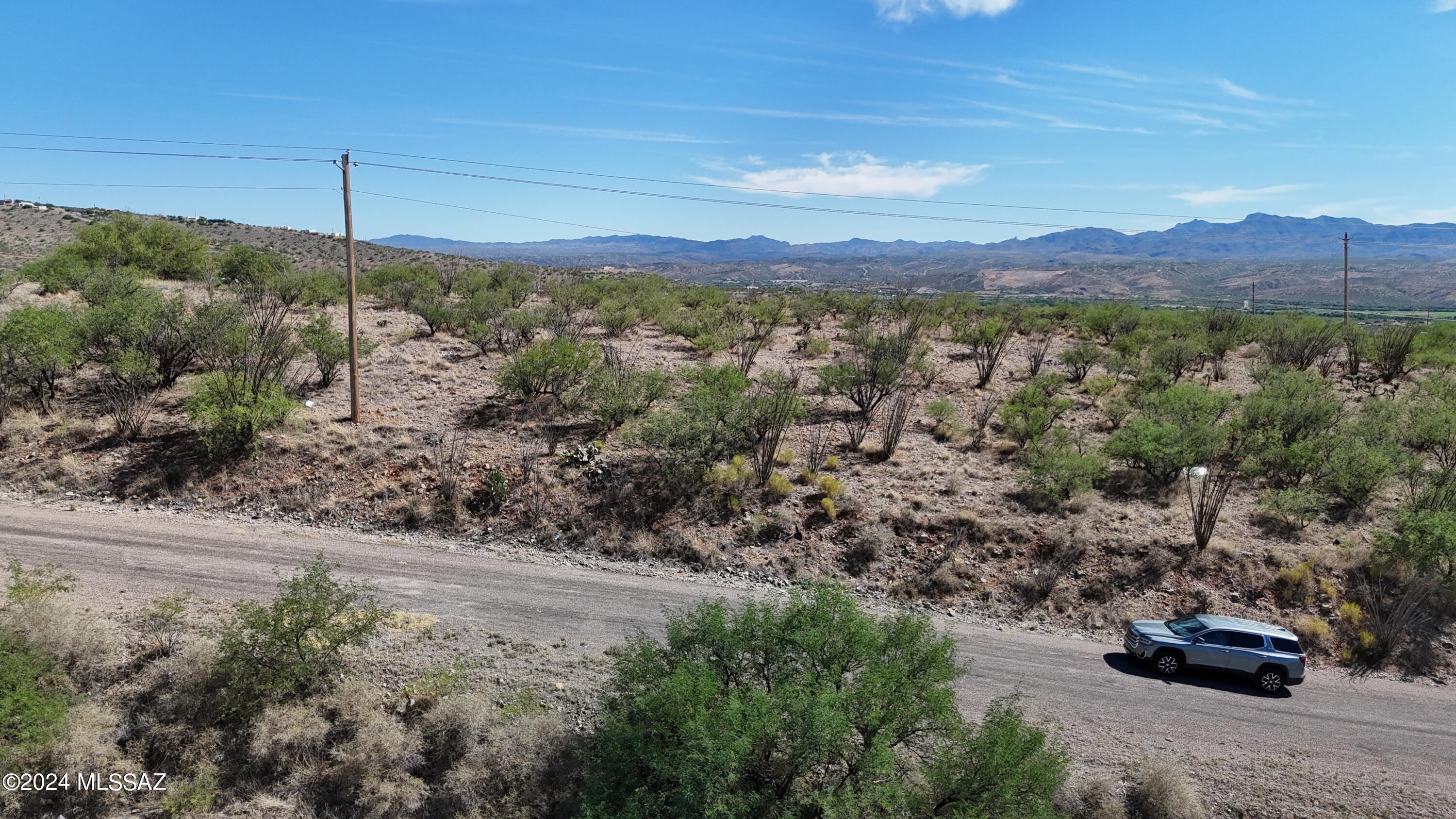 1749 Ruta Caravela, Unit 33 Rio Rico, AZ 85648 - Photo 3 of 13