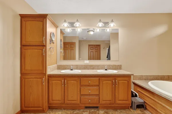 $250,000 | 600 North Washington Street, Hubbardston, MI 48845