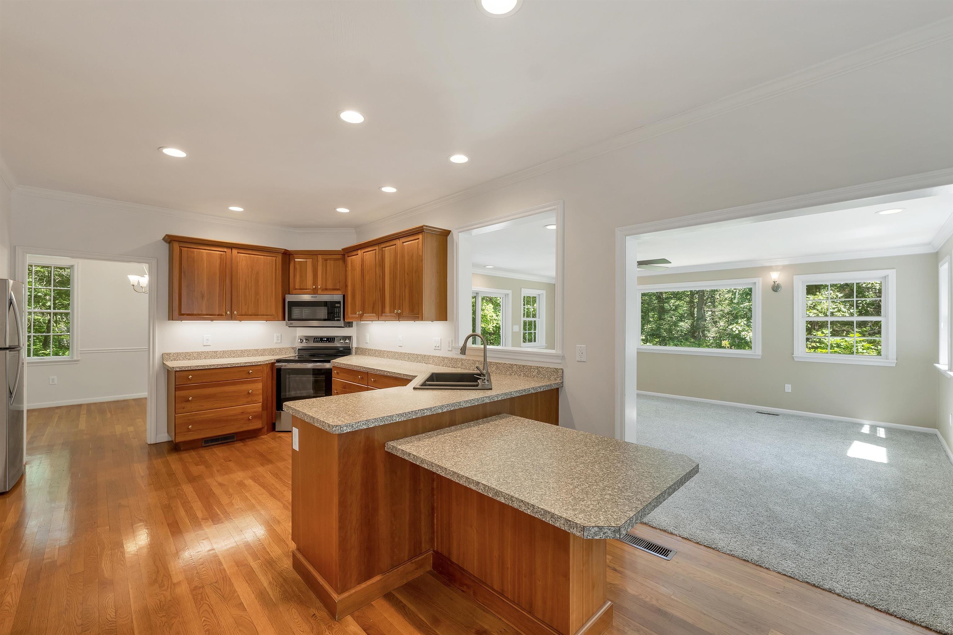 281 New Boston Road Bedford, NH 03110 - Photo 8 of 58 Gallery Image 8