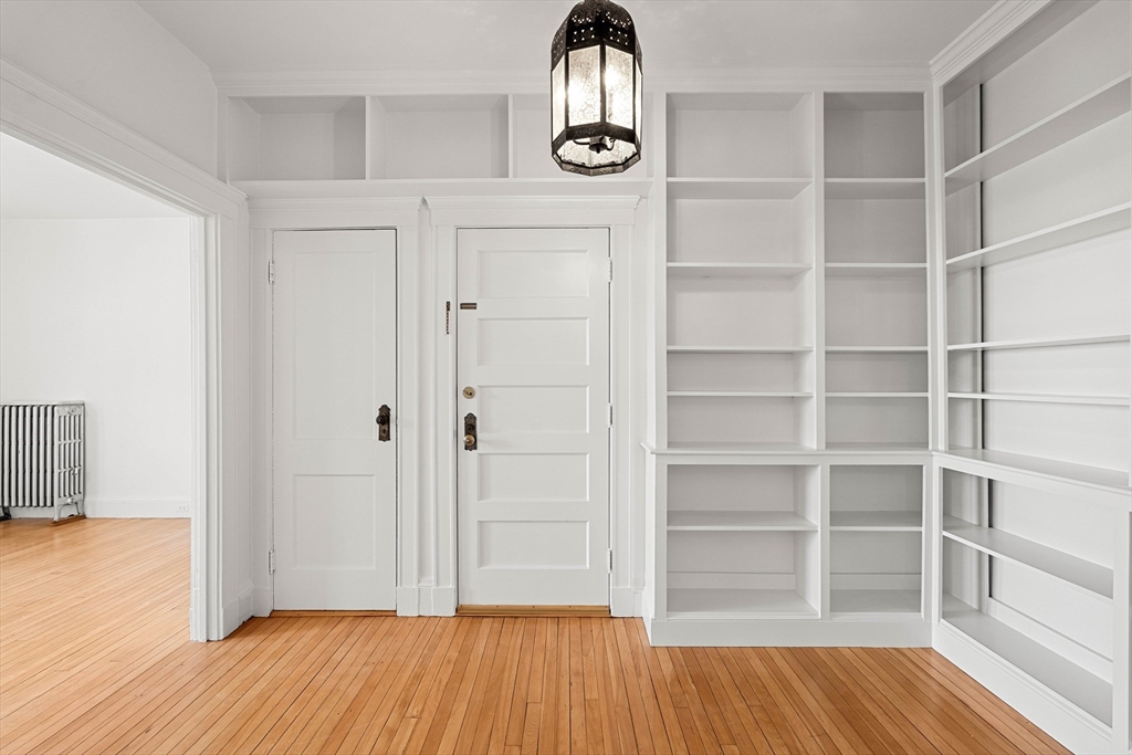 231 Rawson Road, Unit 4 Brookline, MA 02445 - Photo 7 of 21