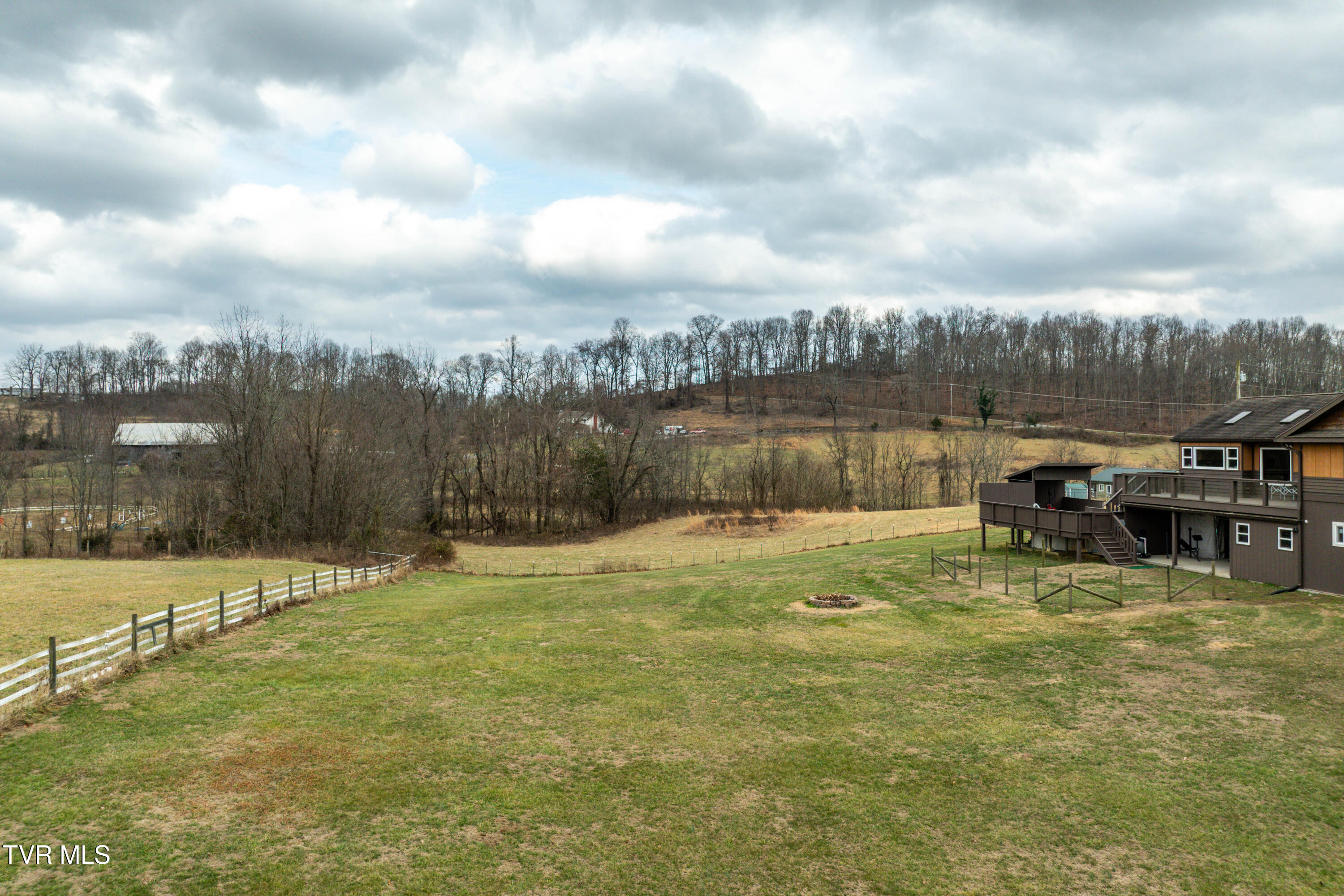 120 Hicks Road Jonesborough, TN 37659 - Photo 12 of 74 120 Hicks Road (35 of 114)
