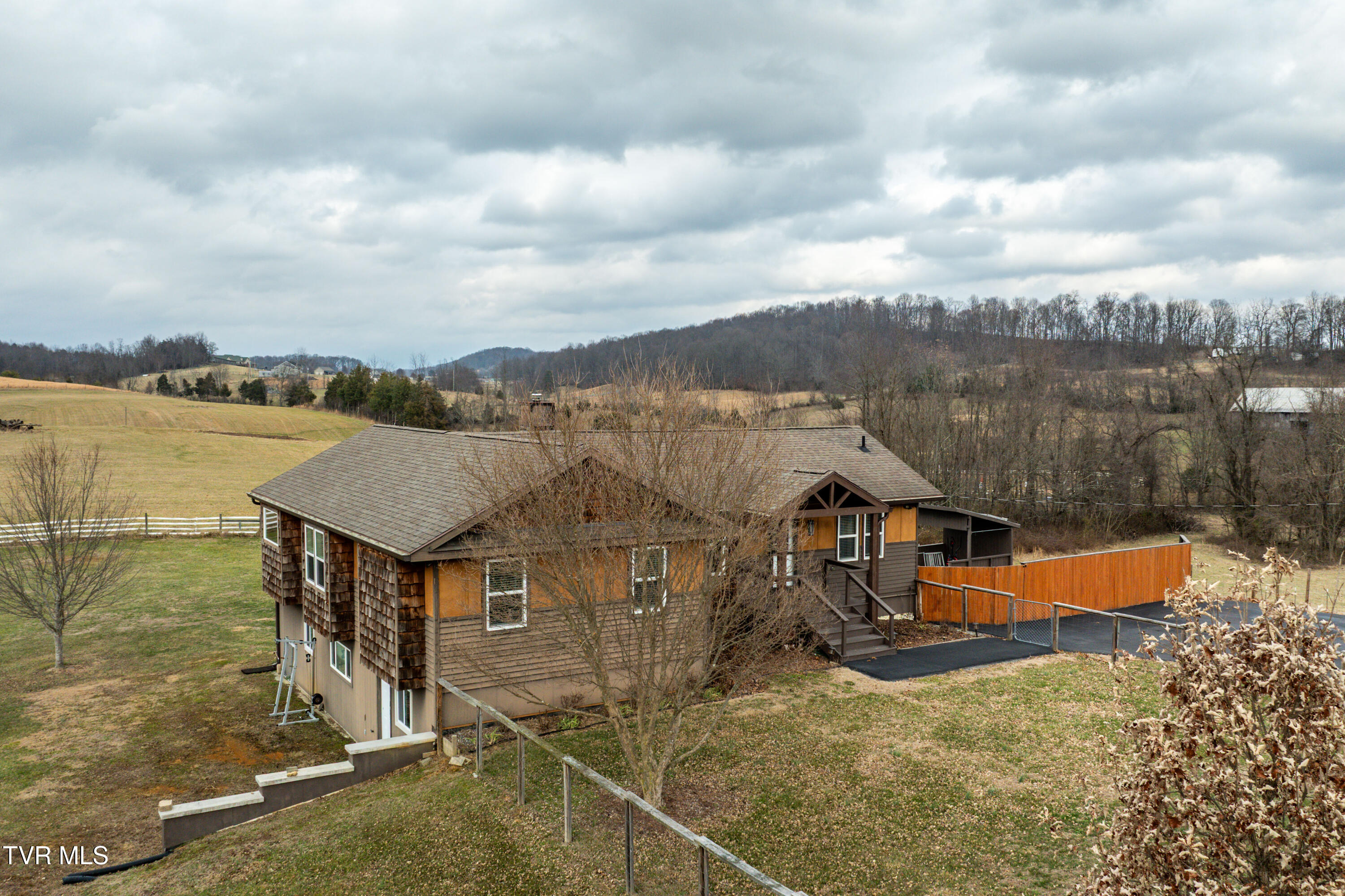 120 Hicks Road Jonesborough, TN 37659 - Photo 66 of 74 120 Hicks Road (25 of 114)