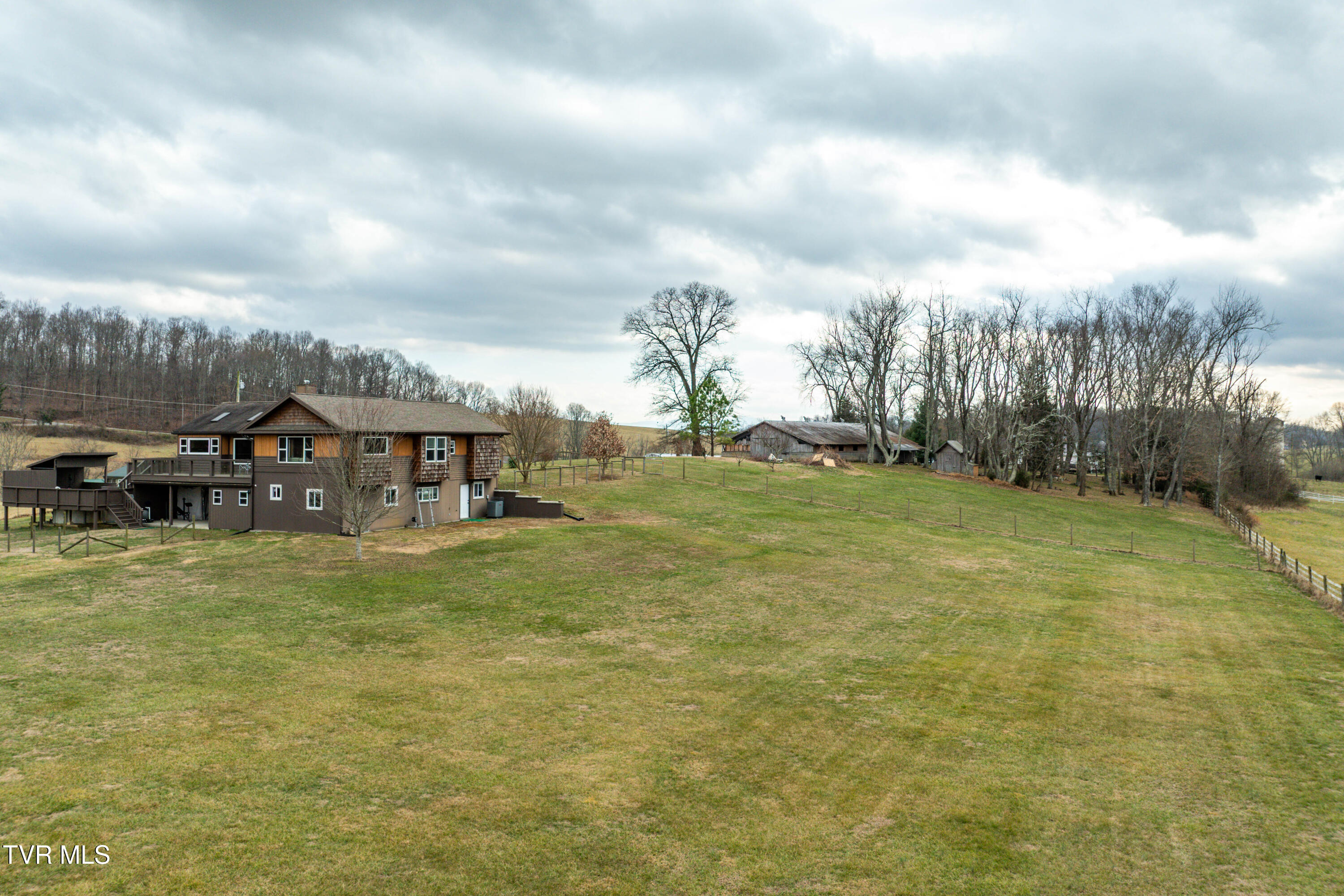 120 Hicks Road Jonesborough, TN 37659 - Photo 9 of 74 120 Hicks Road (34 of 114)