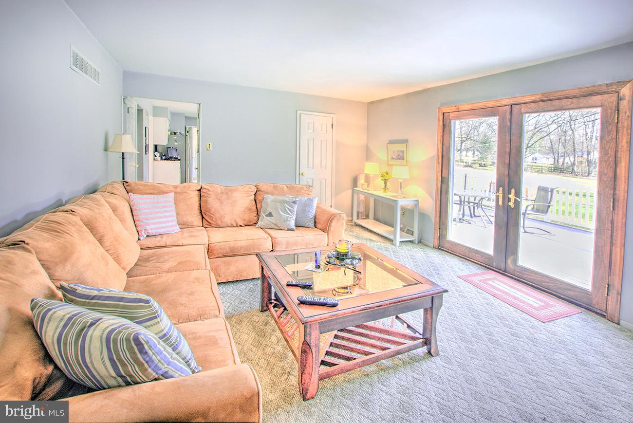 330 Maple Street Downingtown, PA 19335 - Photo 16 of 32 Family room