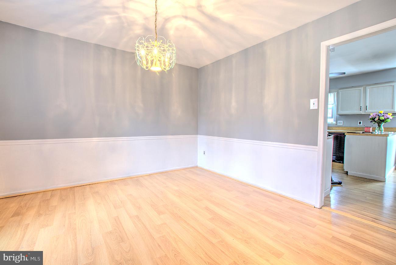 330 Maple Street Downingtown, PA 19335 - Photo 8 of 32 Dining room