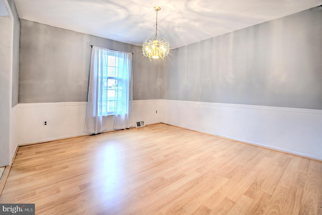 330 Maple Street Downingtown, PA 19335 - Photo 9 of 32 Dining room
