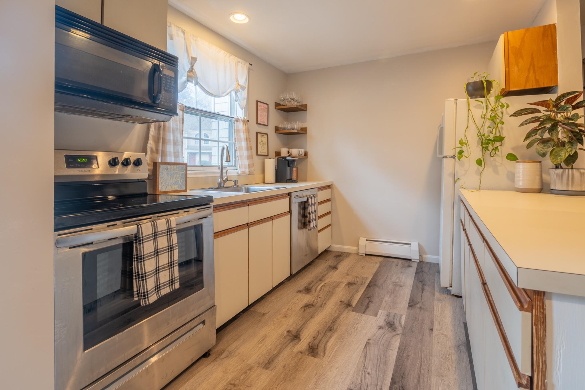 1465 Hooksett Road, Unit 190 Hooksett, NH 03106 - Photo 2 of 21 Gallery Image 2