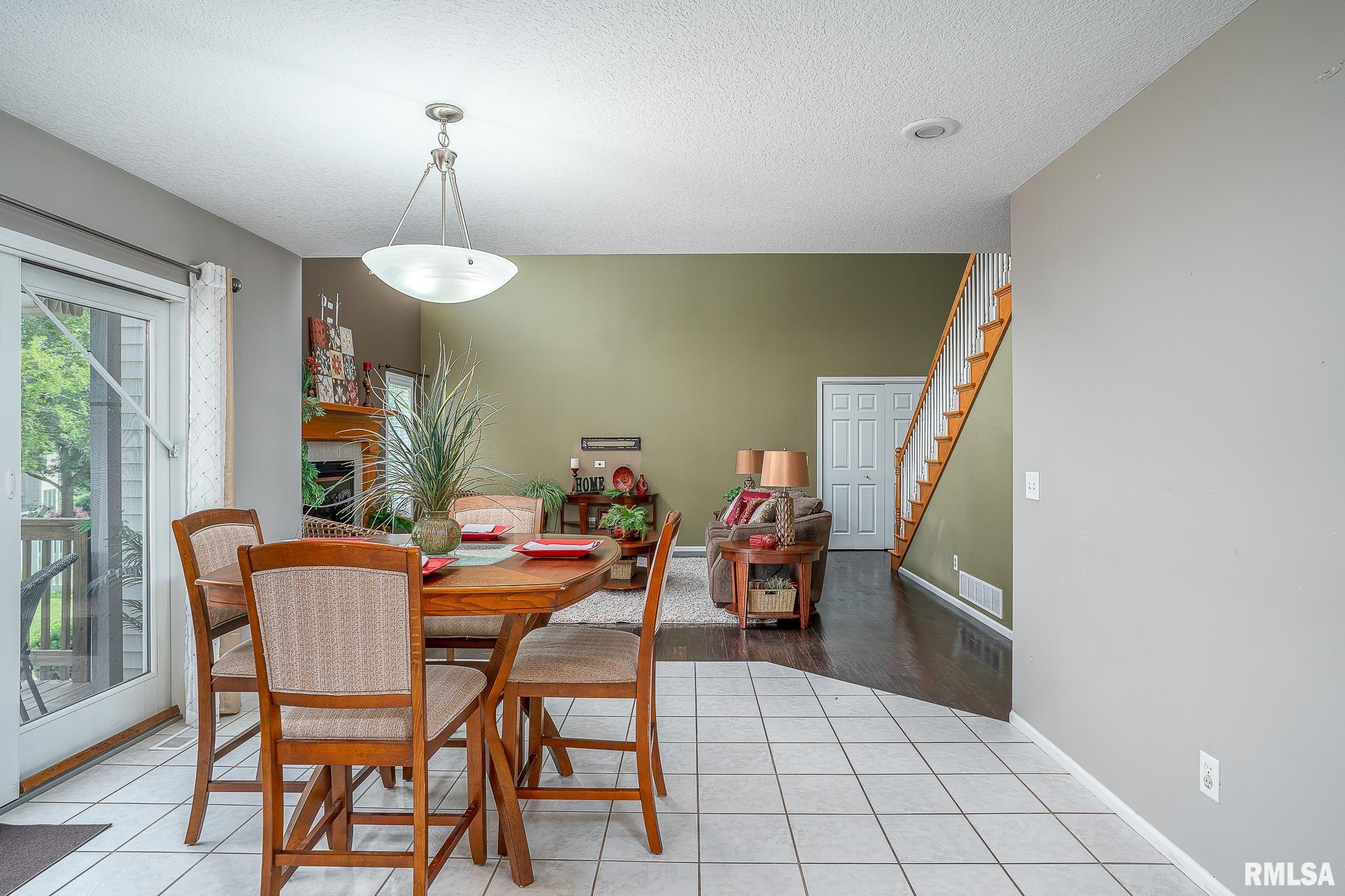 5577 North Ridge Circle Bettendorf, IA 52722 - Photo 14 of 34 Gallery Image 14