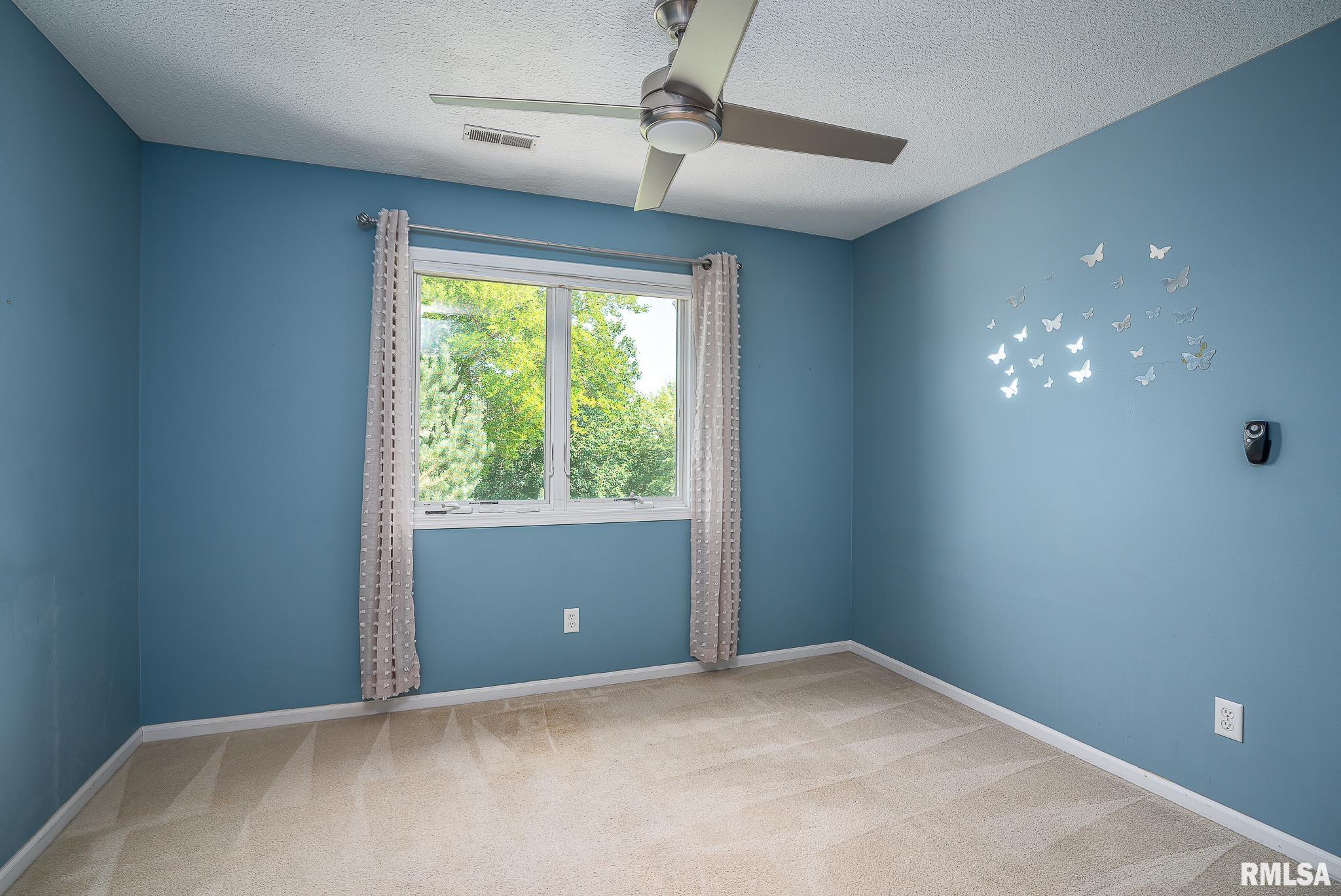 5577 North Ridge Circle Bettendorf, IA 52722 - Photo 25 of 34 Gallery Image 25