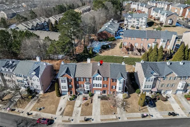 $325,000 | 2162 Mill Garden Run Northeast, Buford, GA 30519